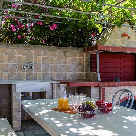 Anesis 2 Fireplace *